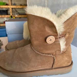 Ugg winter boots